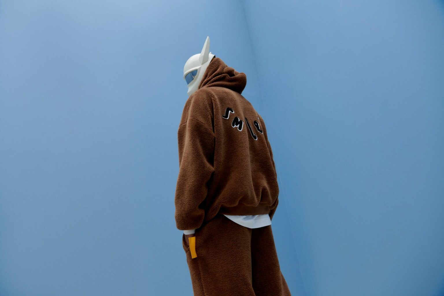 ABOUT-YOU_SMILES_AW21_21-scaled