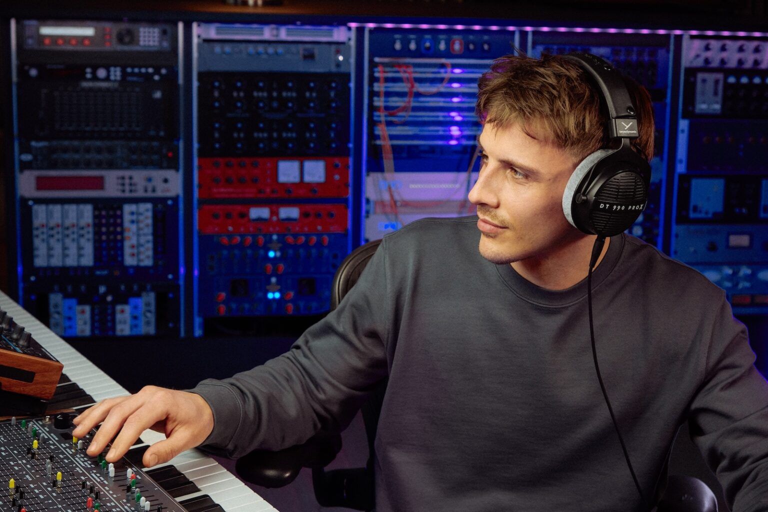 PIC_DT990PROX_25-05_Critical_Listening_v1 Kopie